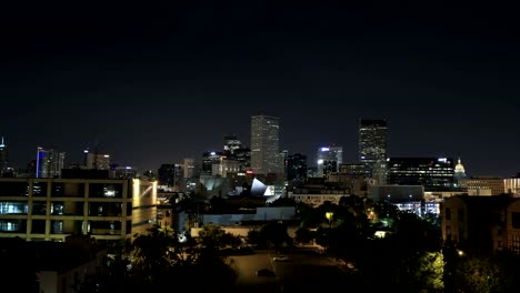 Denver-Skyline-bei-Nacht-Zeitraffer