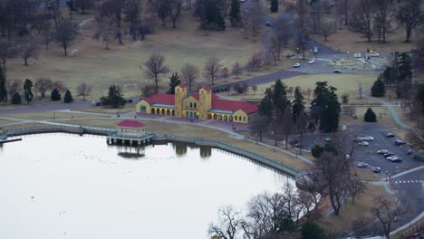 Luftbild-von-Stadtpark-und-Bootshaus