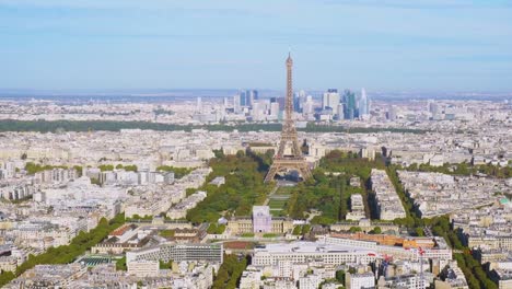 Eiffelturm-und-Paris-Stadtansicht