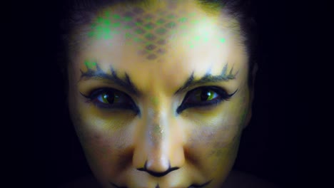 4K-Horror-Serpent-Makeup-Woman-Appears-from-Darkness