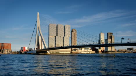 Vista-del-paisaje-urbano-de-Rotterdam,-Países-Bajos