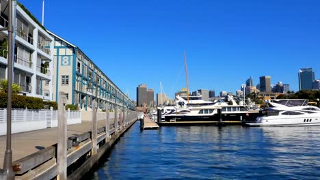 Panning-shot-of-Sydney-city-(4K/UHD-to-HD)