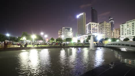 restaurant-Panorama-Zeitraffer-von-abu-dhabi