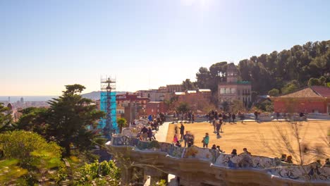 barcelona,-GAUDÍ-Park-Guell-Sonne-Licht-Balkon-4-k-Zeitraffer-Spanien