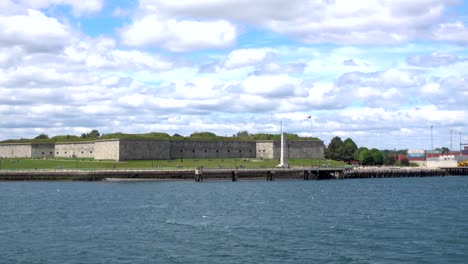 Castle-Island-Park-Daytime-Establishing-Shot