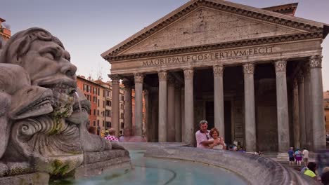 Italia-Roma-ciudad-tarde-famoso-pantheone-frontal-fuente-panorama-4k-lapso-de-tiempo