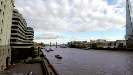 Thames-River-and-Buildings,-London,-United-Kingdom,-Time-Lapse