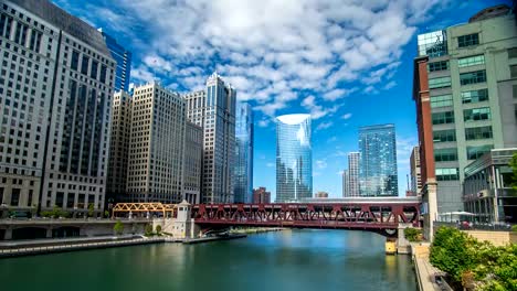 Chicago-River-Time-Lapse-Skyline-4K-1080p