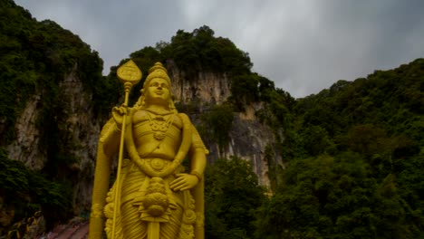 Entrance-to-Batu-Caves-with-the-Murugan-statue-motion-timelapse