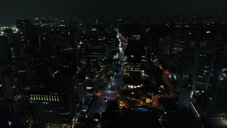 Faria-Lima-Avenue-in-Sao-Paulo-at-night,-Brazil