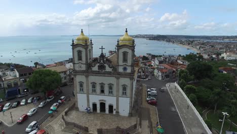 Luftaufnahme-von-Bonfim-Kirche,-Stadt-Salvador,-Brasilien