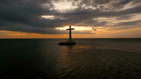 Catholic-cross-in-the-sea