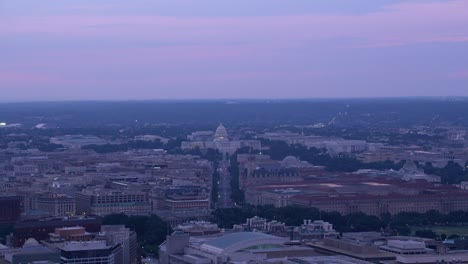 Luftaufnahme-des-Kapitol-aus-Pennsylvania-Avenue.