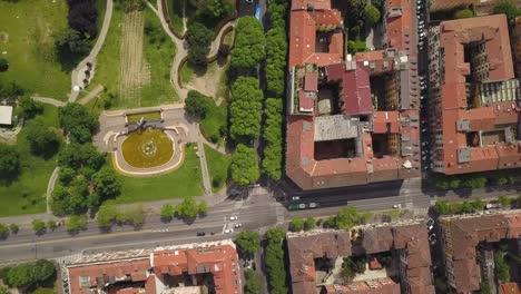 Italien-Sonnentag-Mailand-Stadtblöcke-Antenne-down-Ansicht-4k