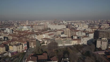 Luftaufnahmen-Drohne-Blick-Skyline-von-Milan