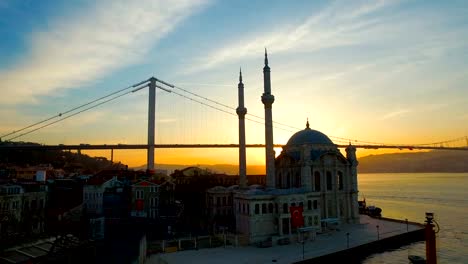 Mezquita-Ortakoy.