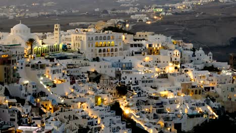 Timelapse-de-la-mañana-de-la-ciudad-de-Fira-(Thira),-isla-de-Santorini,-Grecia