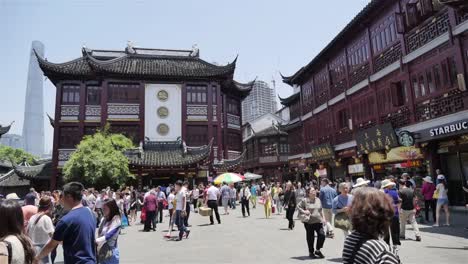 Zeitraffer-auf-dem-Gelände-des-Yuyuan-Garten,-Shanghai-im-sonniger-Tag