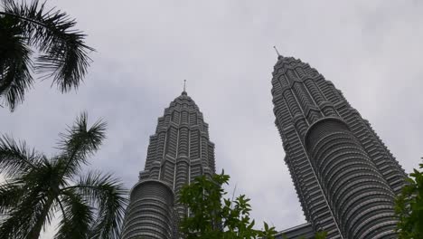 Malaysia-Twilight-berühmte-Kuala-Lumpur-Zwillingstürme-Panorama-Blick