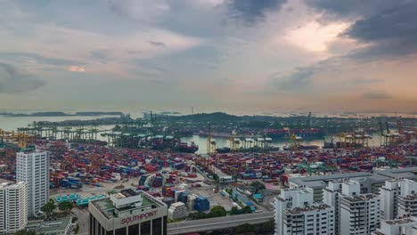 schönen-Singapur-Sonnenuntergang-arbeiten-hart-Hafen-4-k-Zeit-verfallen-vom-Dach