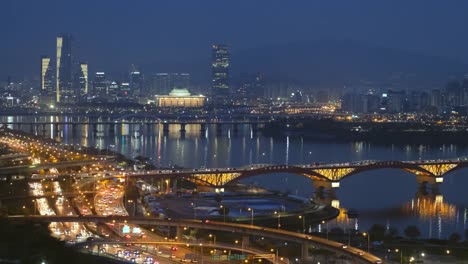 Seoul-Stadtbild-in-der-Dämmerung,-Südkorea.