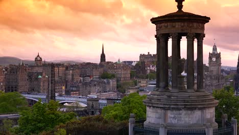 Panoramic-view-of-Edinburgh-city-at-sunset,-Scotland,-United-Kingdom,