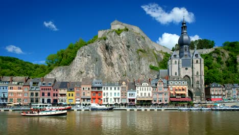 Ansicht-der-Stadt-Dinant,-Belgien