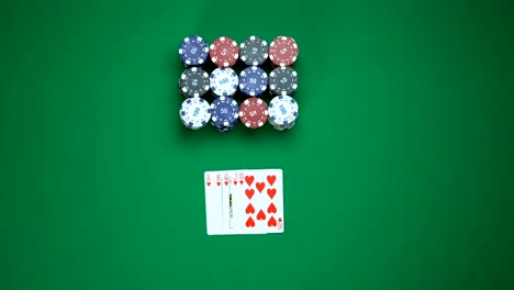 Poker-Spieler,-Royal-Flush,-Glück-Karten,-erfolgreiches-Spiel-enthüllt.-Ansicht-von-oben