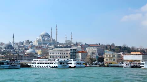 Istanbul-Turkey-Blue-Mosque-and-Hagia-Sofia-landmarks,-sightseeing-destinations