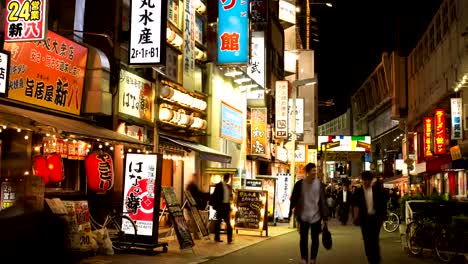 Tokyo-Japan-time-lapse-4K,-night-timelapse-of-tourist-walking-at-Ameyoko-Market-near-Ueno-Station