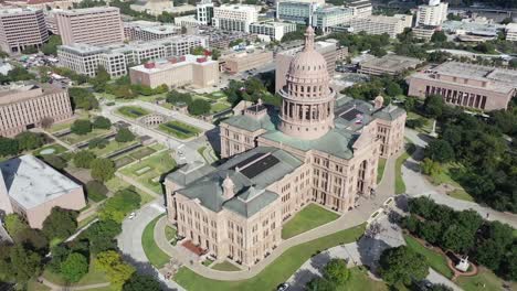 Aerial-of-Downtown-Austin,-Texas