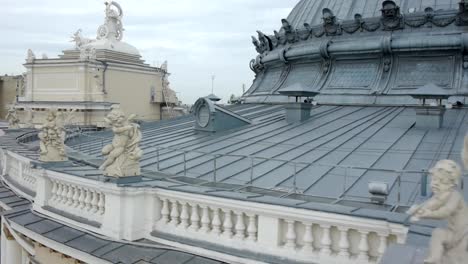 Luftaufnahme-von-Odessa-Oper.---Dem-Dach.