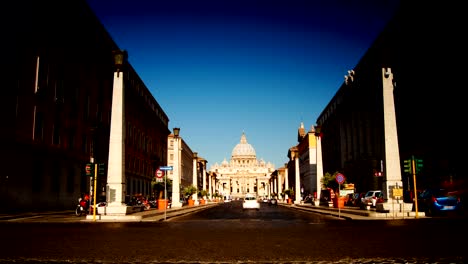 time-lapse-con-St-Peter\'s-Square-en-el-Vaticano