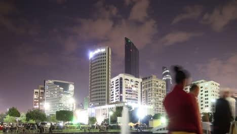 Luz-de-noche-de-abu-dhabi,-time-lapse