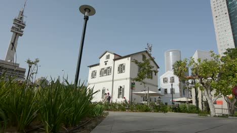 Sarona-al-aire-libre,-centro-comercial-en-Tel-Aviv,-Israel.