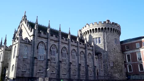 Increíble-arquitectura-del-castillo-de-Dublín-en-Irlanda