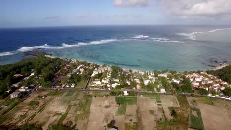 Luftaufnahme-der-Küste-Mauritius-und-Indischer-Ozean