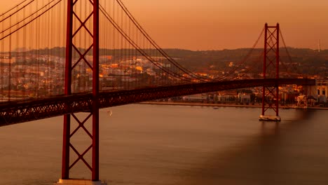 Brücke-Ponte-25-de-Abril,-Lissabon,-Portugal