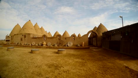 traditional-old-clay-houses-in-the-south-east-of-Turkey,-on-the-border-with-Syria