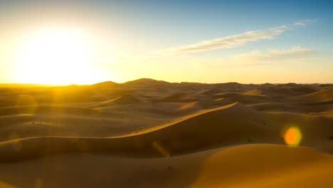 Sunrise-in-arabian-dunes-of-Morocco-timelapse