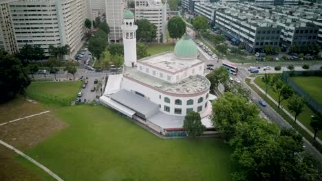 Mezquita-Masjid-Alkaff-Kampung-Melayu,-ubicado-en-el-cruce-de-Kaki-Bukit-y-Bedok-depósito-Rd.