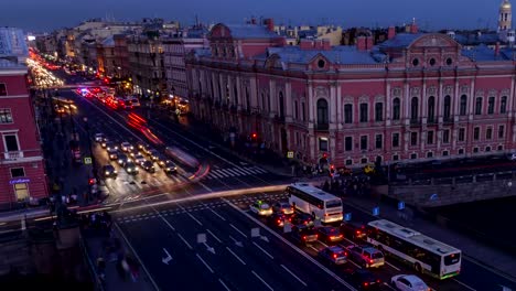 San-Petersburgo,-vista-de-Nevsky-Prospekt-y-Anichkov-Bridge-desde-el-techo