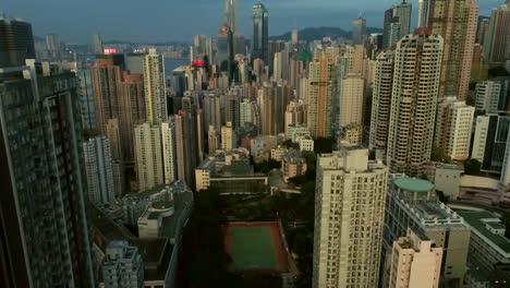 Rascacielos-de-skyline-de-Hong-Kong.-Vista-aérea-4K.-Paisaje-urbano