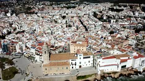 vista-de-la-hermosa-ciudad-de-Sitges