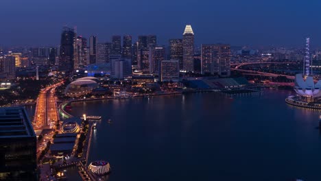 Zeitraffer-Skyline-der-Marina-Bay-(Singapur)