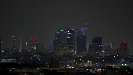 Tel-Aviv,-Israel-Panorama-nocturno-teleobjetivo-toma