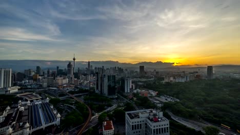 timelapse-de-vídeo-HD-de-un-hermoso-amanecer-de-la-ciudad-de-Kuala-Lumpur