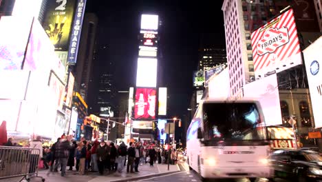 Times-Square-in-New-York-City-Zeitraffer