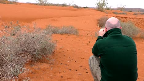 Mann-Nehmen-Sie-Bild-Sahara-Wüste