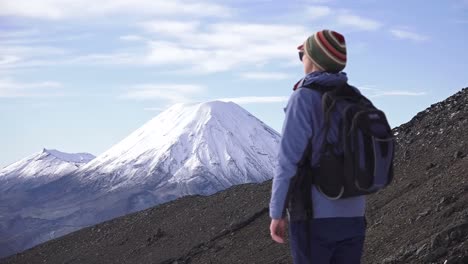 Woman-hike-Tongariro-Crossing-National-Park